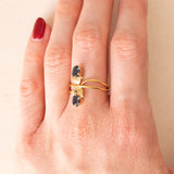 Anello vintage in oro giallo 18K con zaffiri (0.90ctw ca.), anni ‘70