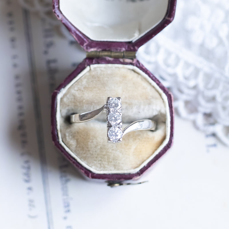 Vintage trilogy in 14K white gold with brilliant cut diamonds (approx.0.30ctw), 1960s / 1970s