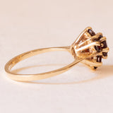 Anello vintage a margherita in oro giallo 14K con granati, anni ‘50/‘60