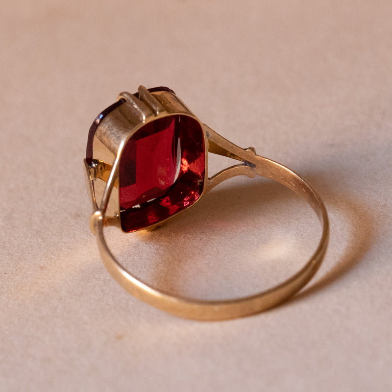 Bague vintage en or 18 carats avec pâte de verre rouge, 1950