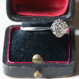 Vintage Gänseblümchenring aus 18 Karat Weißgold mit Diamanten (ca. 0.86 ctw), 70er Jahre