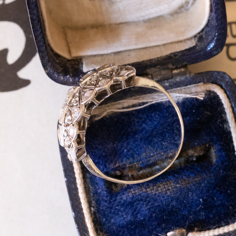 Anello antico in oro 18K con diamanti di taglio rosetta, anni ‘30/‘40