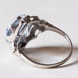 Vintage 18K white gold ring with blue spinel and diamonds, 40s/50s
