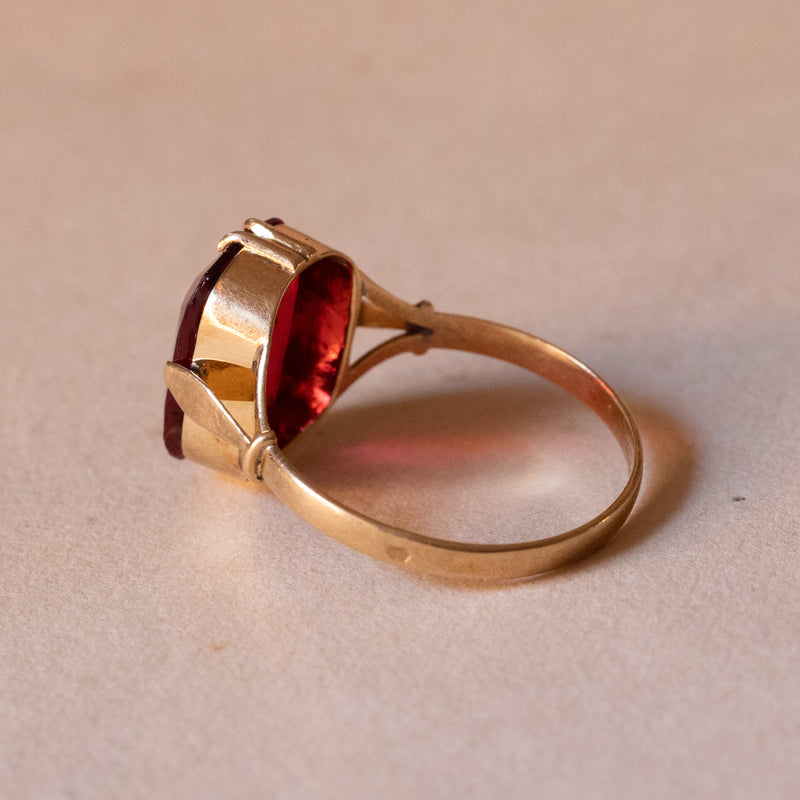 Bague vintage en or 18 carats avec pâte de verre rouge, 1950