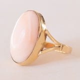 Vintage Ring aus 18 Karat Gelbgold mit rosa Koralle, 50er Jahre