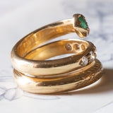 Anello a serpente vintage in oro giallo 18K con smeraldi e diamanti (0.60ctw ca.), anni ‘60