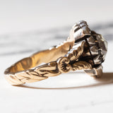 Vintage-Ring im antiken Stil aus 18 Karat Gold und Silber mit einem zentralen Diamanten im Rosenschliff (ca. 2.20 ct) und Diamanten im Rosettenschliff