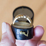 Vintage snake ring in 18K gold with diamonds (0.15ctw approx.), 60s / 70s