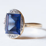 Synthetischer Saphir- und Diamantring im Vintage-Art-Deco-Stil aus 18 Karat Gold, 50er Jahre