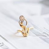 Vintage 14K gold ring with teardrop cut diamond (0.58ct), 70s