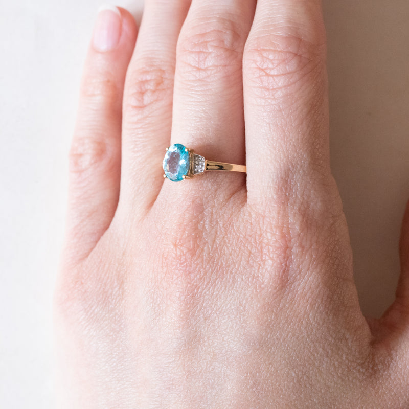 Anello in oro con Turchese e rosette di Diamante – Francia primi '900 Anello in oro con Turchese e rosette di Diamante – Francia primi '900