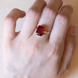 Bague vintage en or 18 carats avec pâte de verre rouge, 1950
