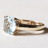 Anello vintage in oro 9K con topazio azzurro, anni ‘60