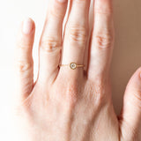 Vintage Solitär aus 18 Karat Gelbgold im Brillantschliff (ca. 0.15 ct), 70er Jahre