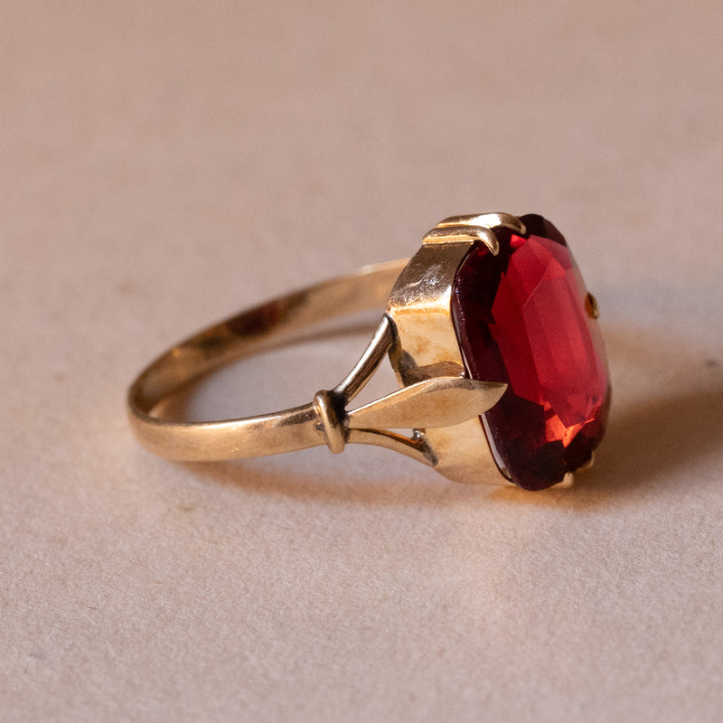 Bague vintage en or 18 carats avec pâte de verre rouge, 1950