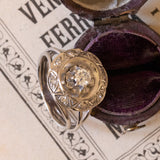 Anello antico in oro bianco 18K con diamanti (0.45ctw ca.), anni ‘30/‘40