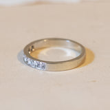 Modern 18K white gold ring with brilliant cut diamonds (approx. 0.50ctw), 1960s / 1970s