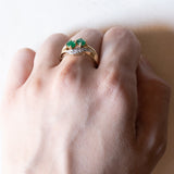 Vintage contrarié ring in 14K gold with emeralds and diamonds, 1960s