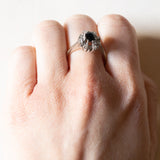 Vintage Ring aus 14 Karat Weißgold mit Saphiren (ca. 1.15 ct) und Diamanten (ca. 0.12 ctw), 70er Jahre