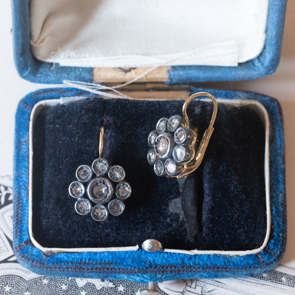 Orecchini antichi in oro 18K e argento con diamanti di taglio rosetta, primi del ‘900
