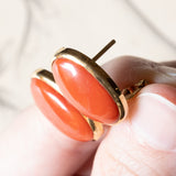 Vintage Ohrringe aus 18 Karat Gelbgold mit orangefarbener Koralle, 50er/60er Jahre