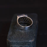 18K white gold ring with sapphires (approx. 0.70ctw) and brilliant cut diamonds (approx. 0.70ctw), 40s / 50s