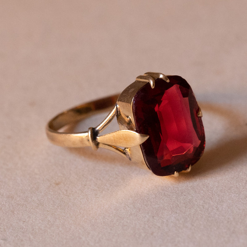 Bague vintage en or 18 carats avec pâte de verre rouge, 1950