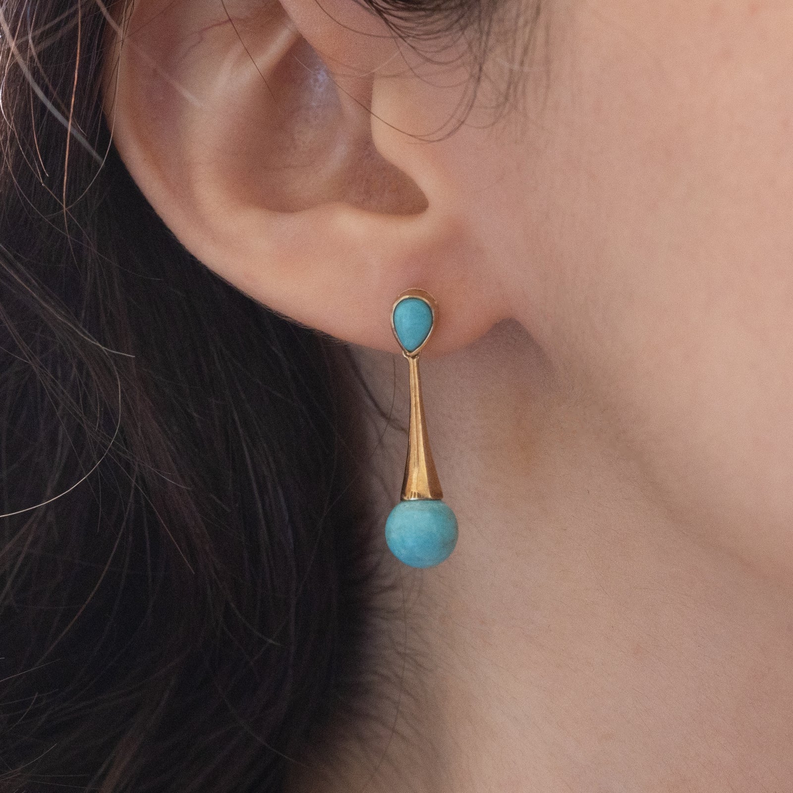 Boucles d'oreille émail couture années 60 - Montres & Bijoux